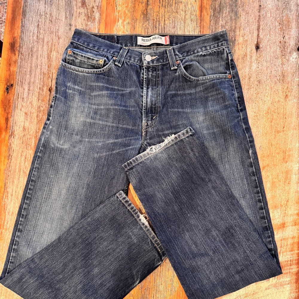 Levi's Relaxed Fit Dark Blue Jeans